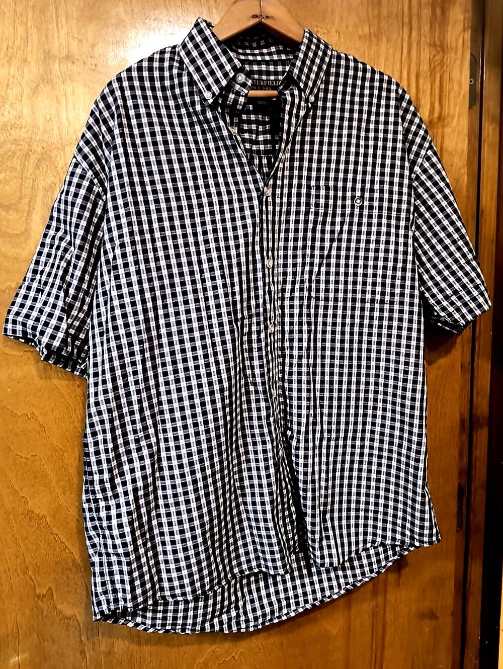 1898.  Men's Button Down Short Sleeve Shirt Chesterfield Black Gold Gingham